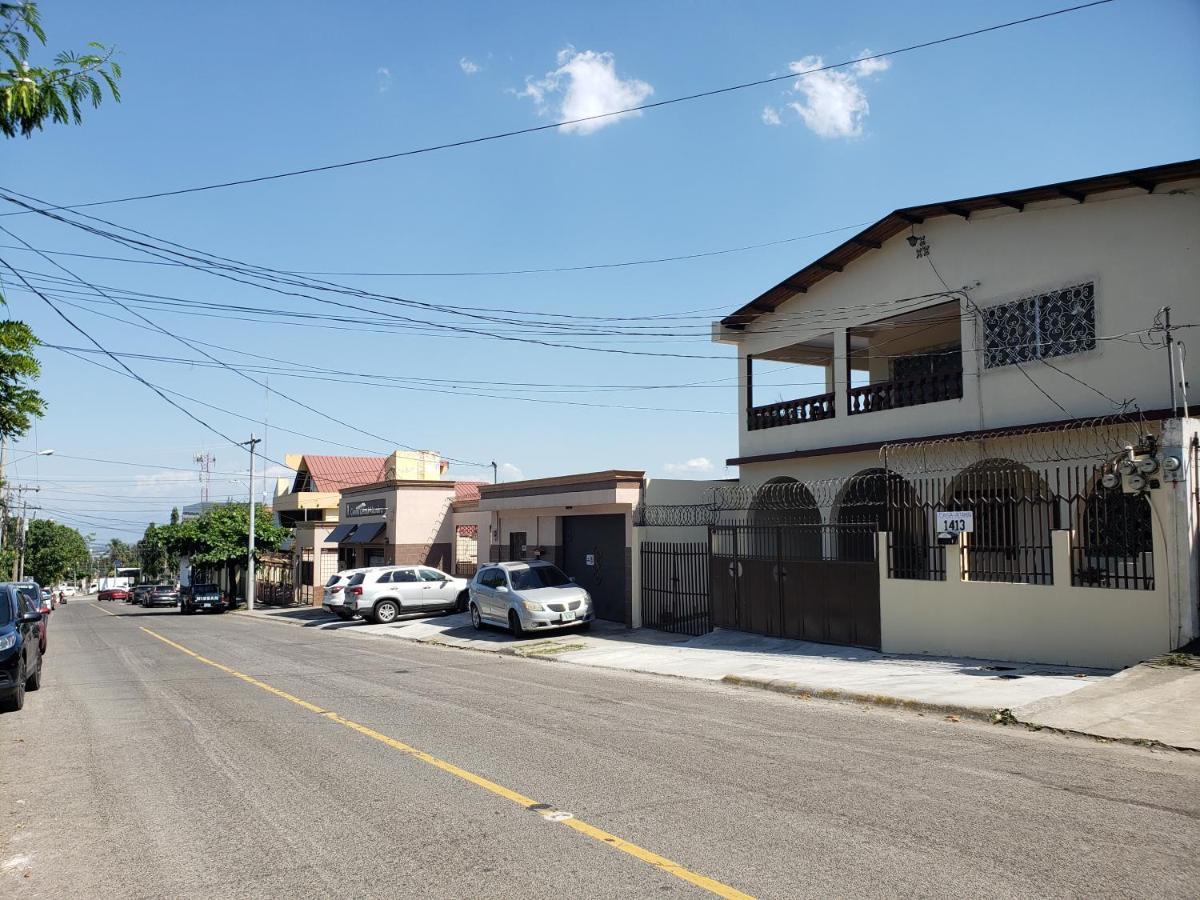 Casa Altamira Hotel San Pedro Sula Eksteriør billede
