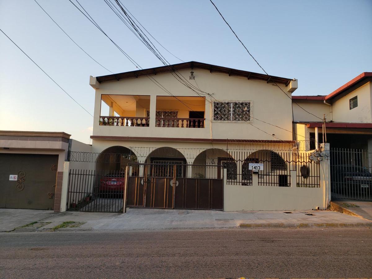 Casa Altamira Hotel San Pedro Sula Eksteriør billede
