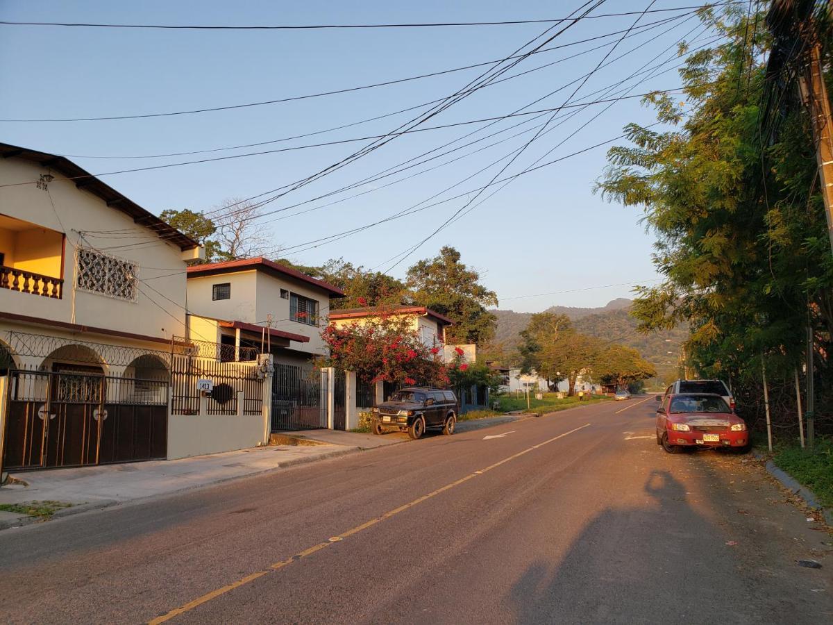 Casa Altamira Hotel San Pedro Sula Eksteriør billede